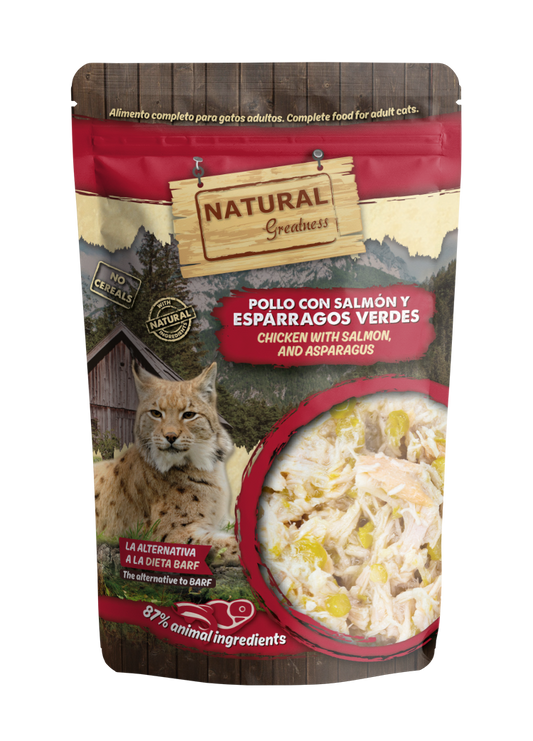 Natural Greatness Pouch Supreme Pollo con salmón y espárragos verdes 70 g